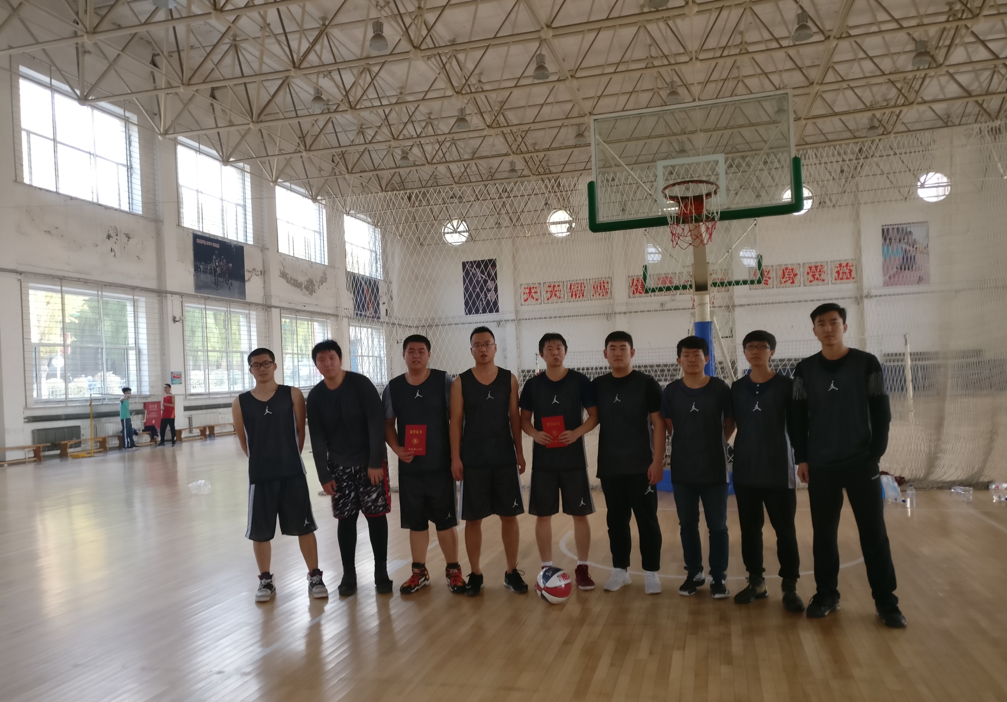 运动员合照_看图王.jpg